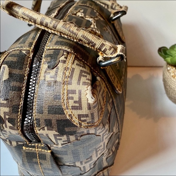 🔥 Fendi Camo zucca bowler doctor hand bag 🔥 - Picture 14 of 15